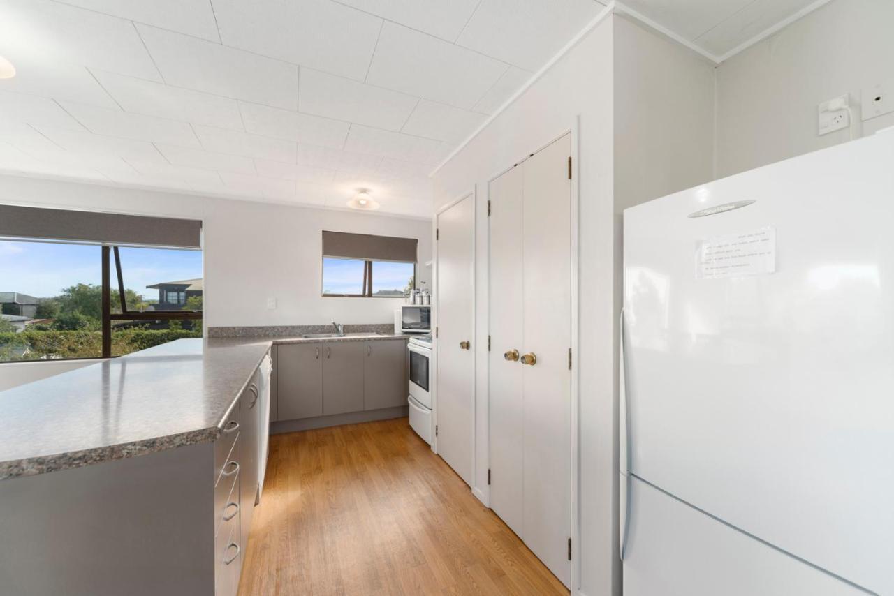 Rainbow Lake House - Lake Taupo Holiday Home Exteriér fotografie