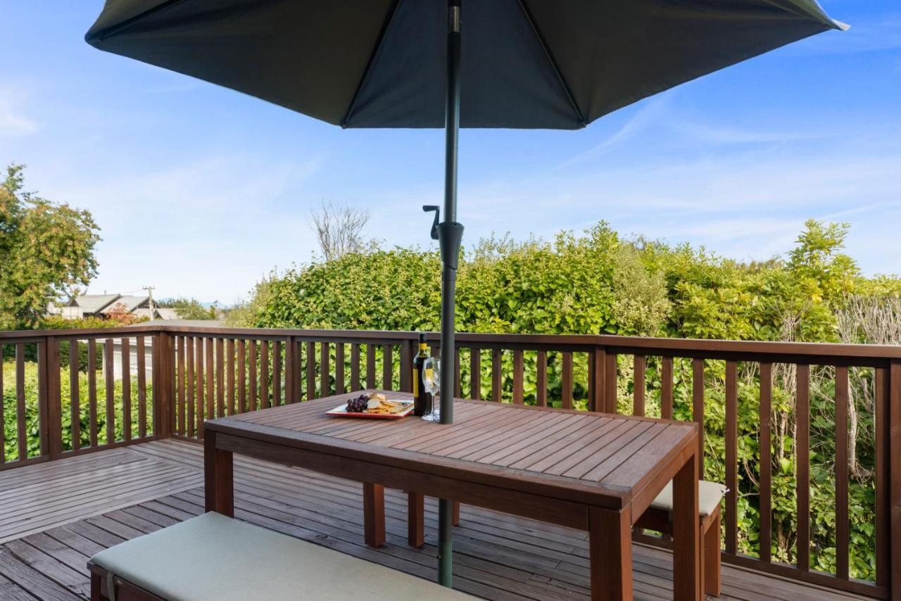 Rainbow Lake House - Lake Taupo Holiday Home Exteriér fotografie